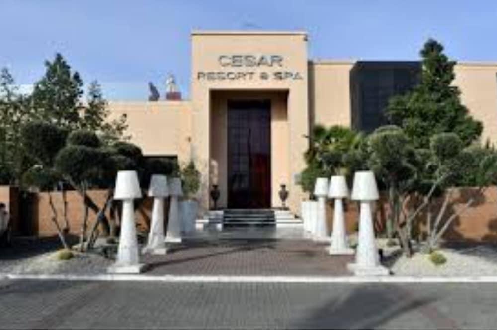 Cesar Resort & Spa Marrakesh Luaran gambar The entrance of the spa