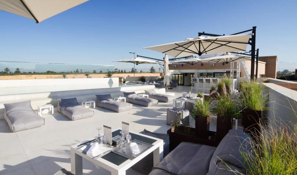 Cesar Resort & Spa Marrakesh Luaran gambar The rooftop terrace