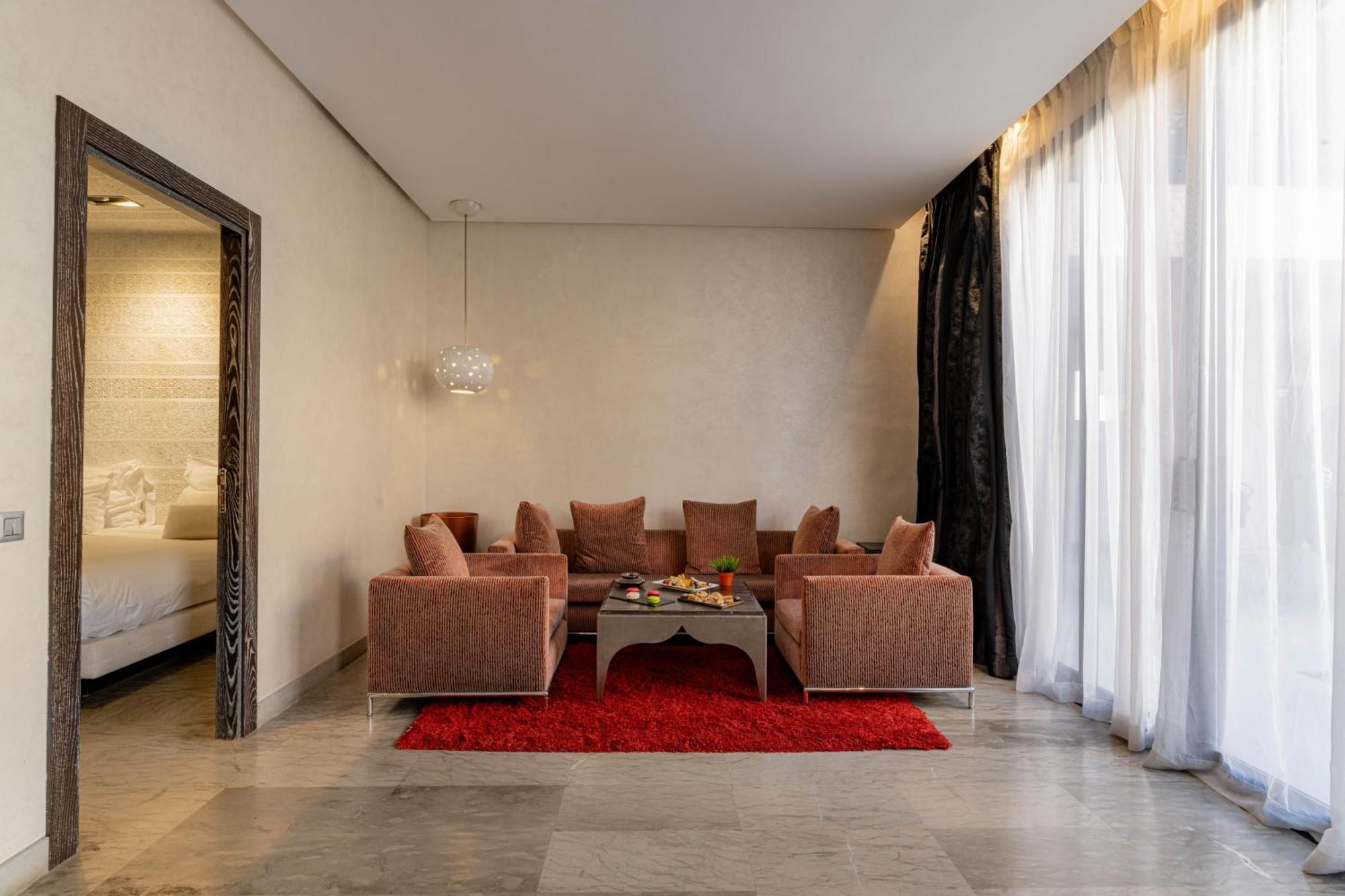 Cesar Resort & Spa Marrakesh Luaran gambar A suite at the hotel
